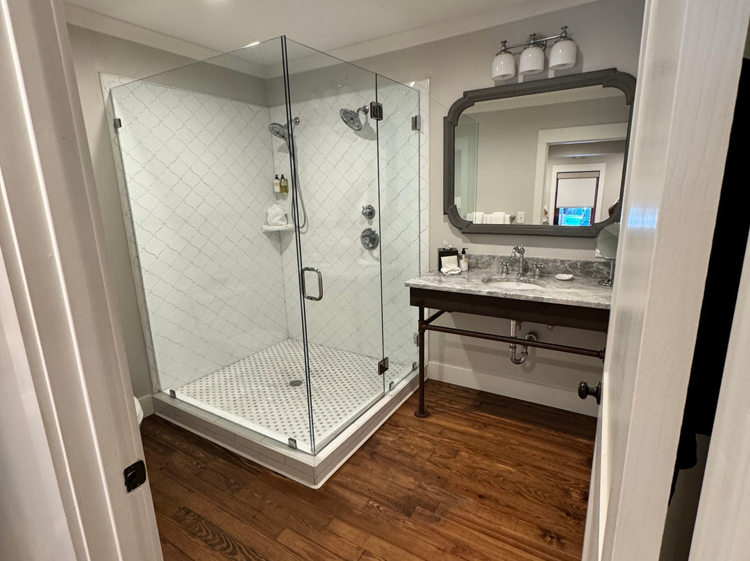 The Roost Ocean Springs主图