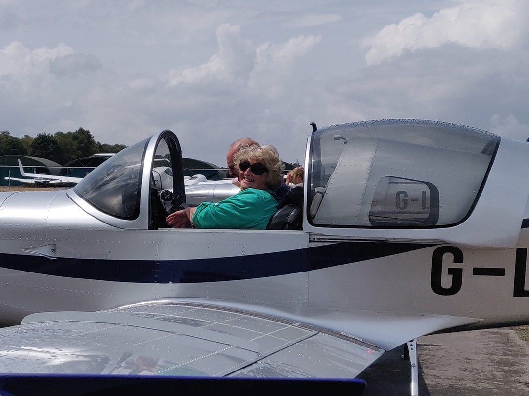 Blackbushe Aviation-坎伯利必去景点