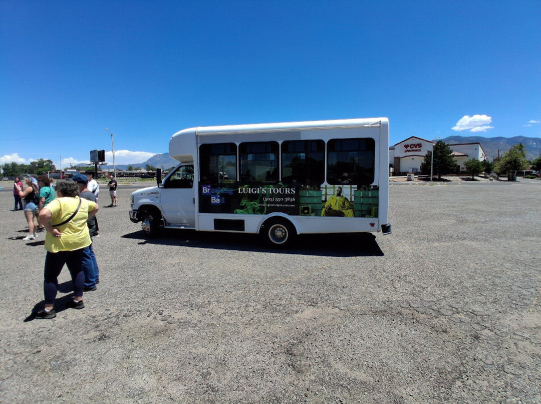 Breaking Bad Bus Tours-阿尔伯克基必去景点