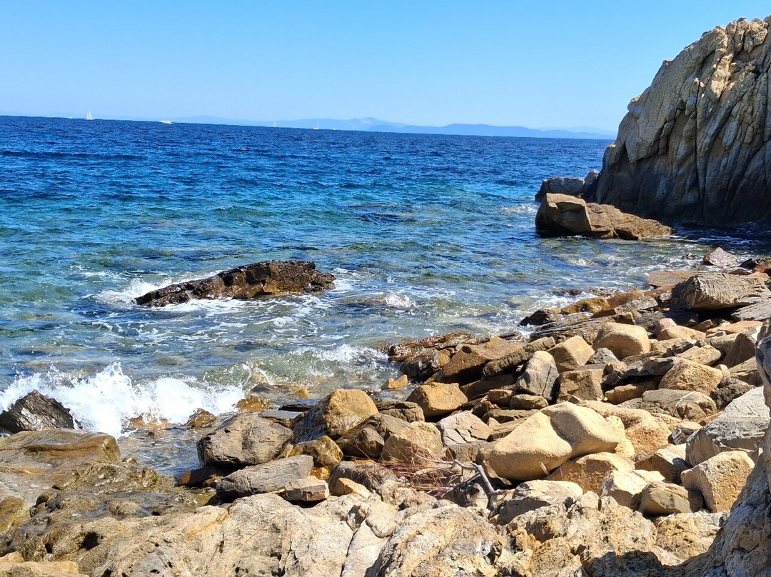 Spiaggia di Enfola-费拉约港必去景点