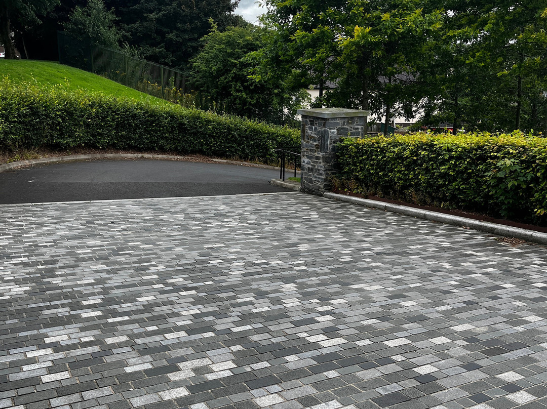 Derry Guided Tours-德里必去景点