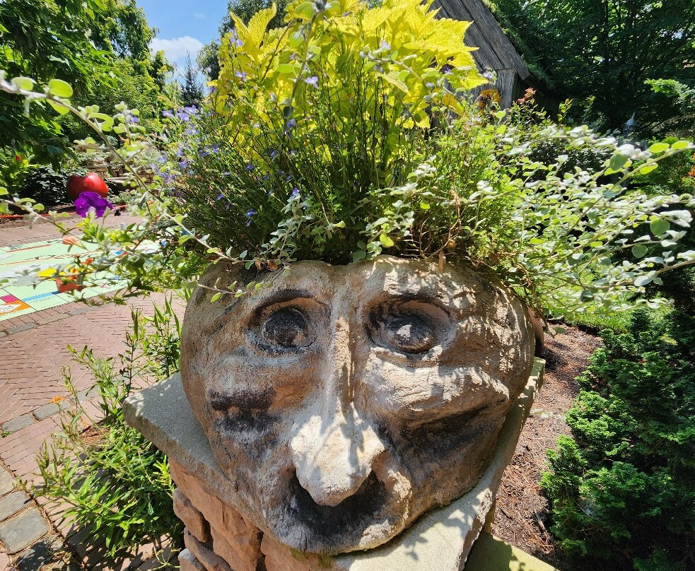 The Gardens at Hippley Village