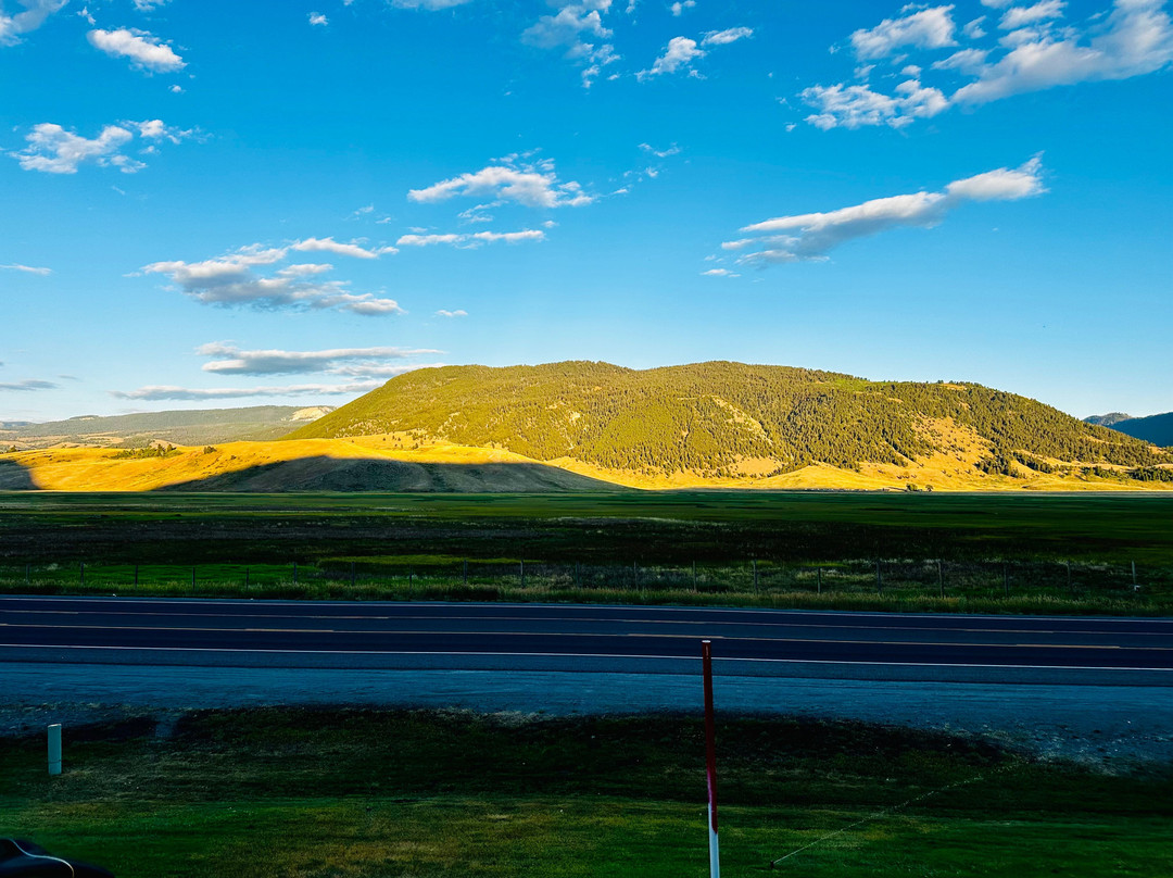 糜鹿保护区酒店主图