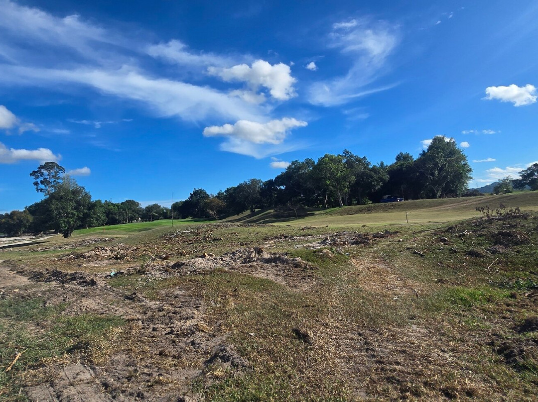 Emerald Golf Course-曼场必去景点