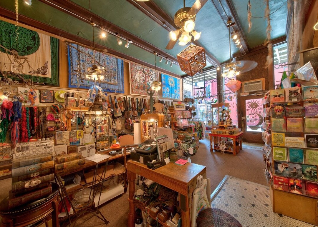 Granny's Place & ApotheCarrie-尤里卡斯普林斯必去景点