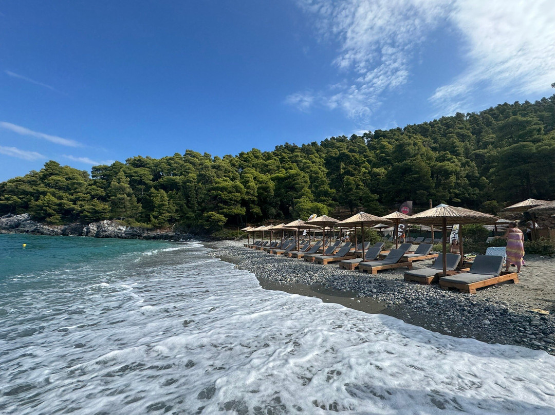 Ftelia Beach-Skiathos Town必去景点