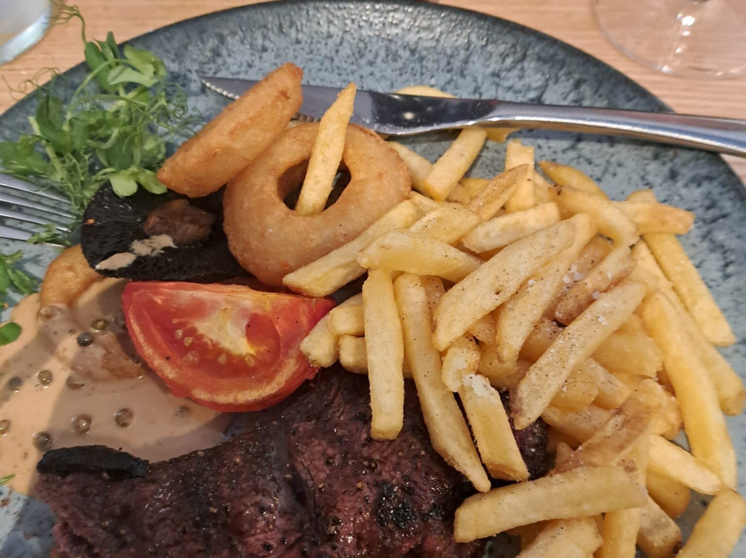 佩尔霍斯高尔夫酒店&乡村俱乐部主图