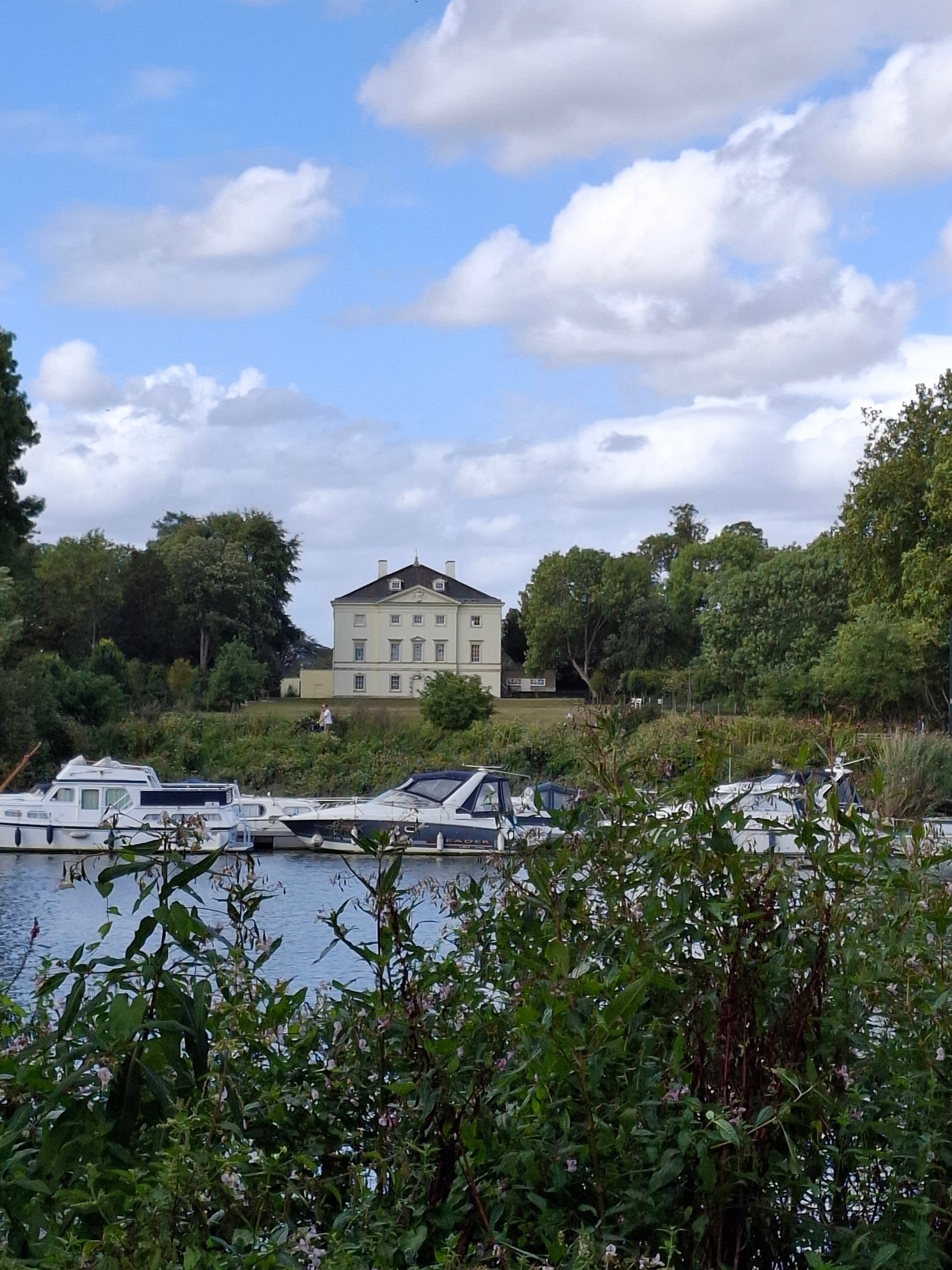 宾汉姆酒店-官方