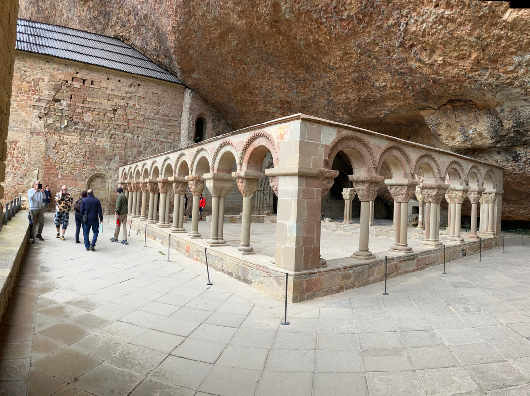 Monastery of San Juan de la Peña-哈卡必去景点