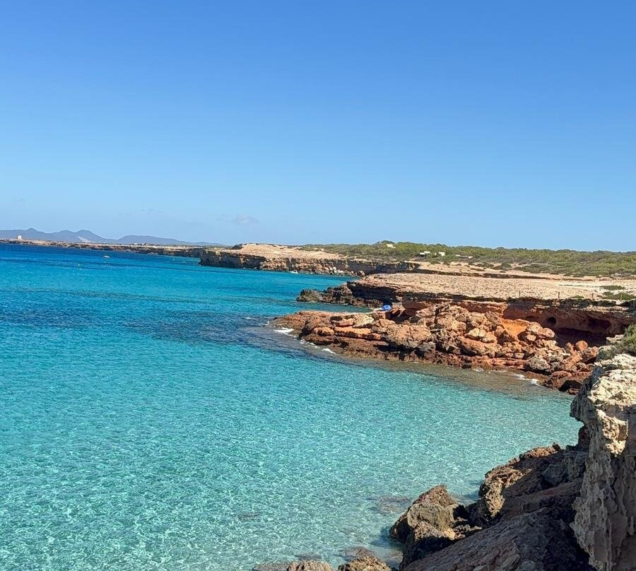 Cala Saona-福门特拉岛必去景点