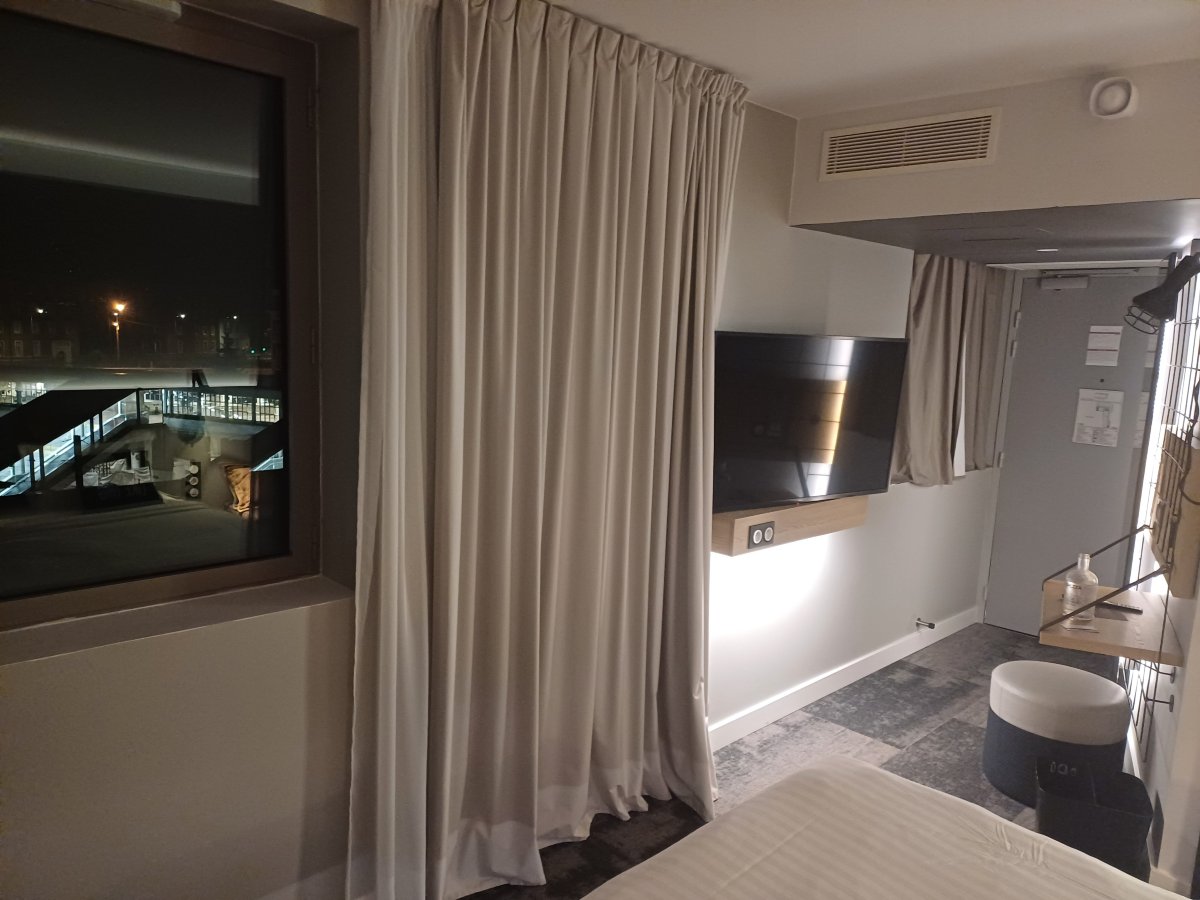 亚眠Moxy酒店-客卧