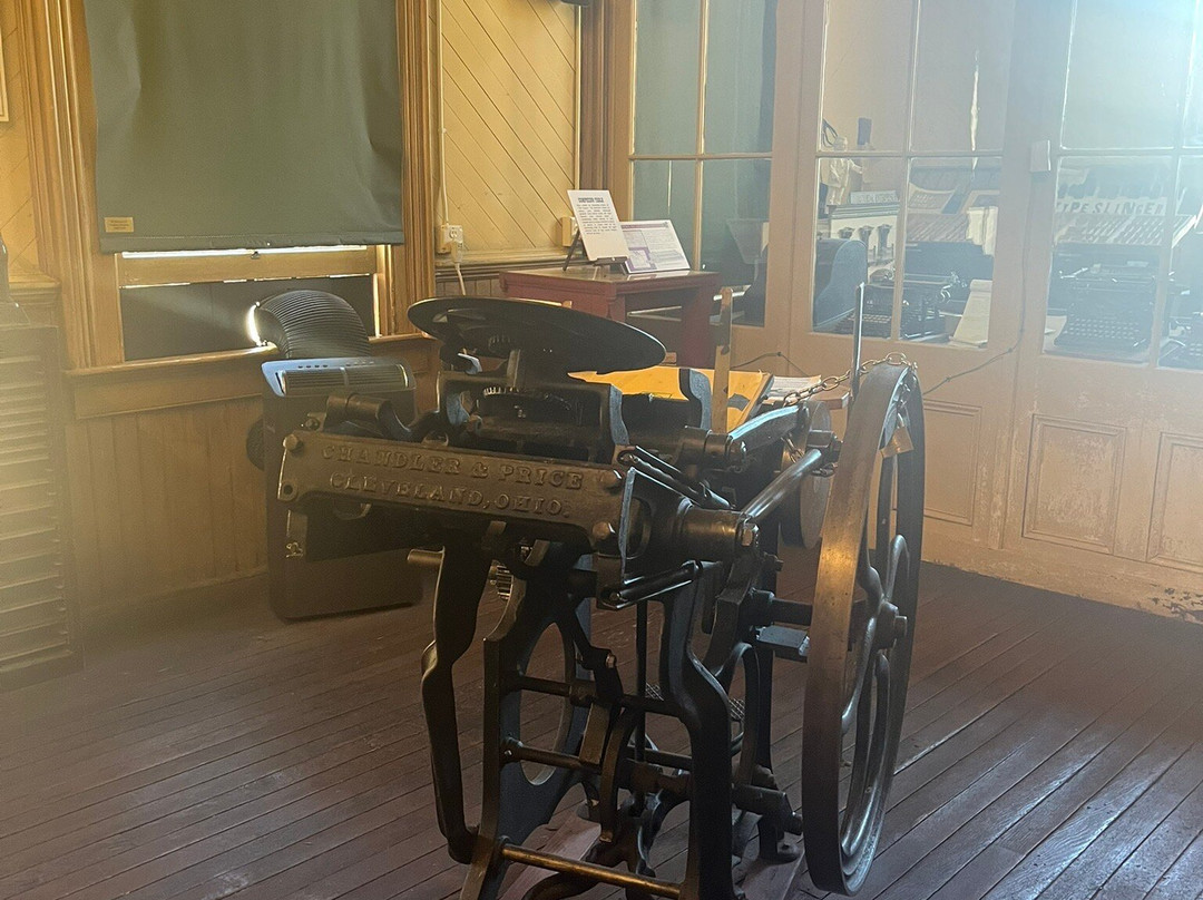 Historic Fourth Ward School Museum-弗吉尼亚市必去景点