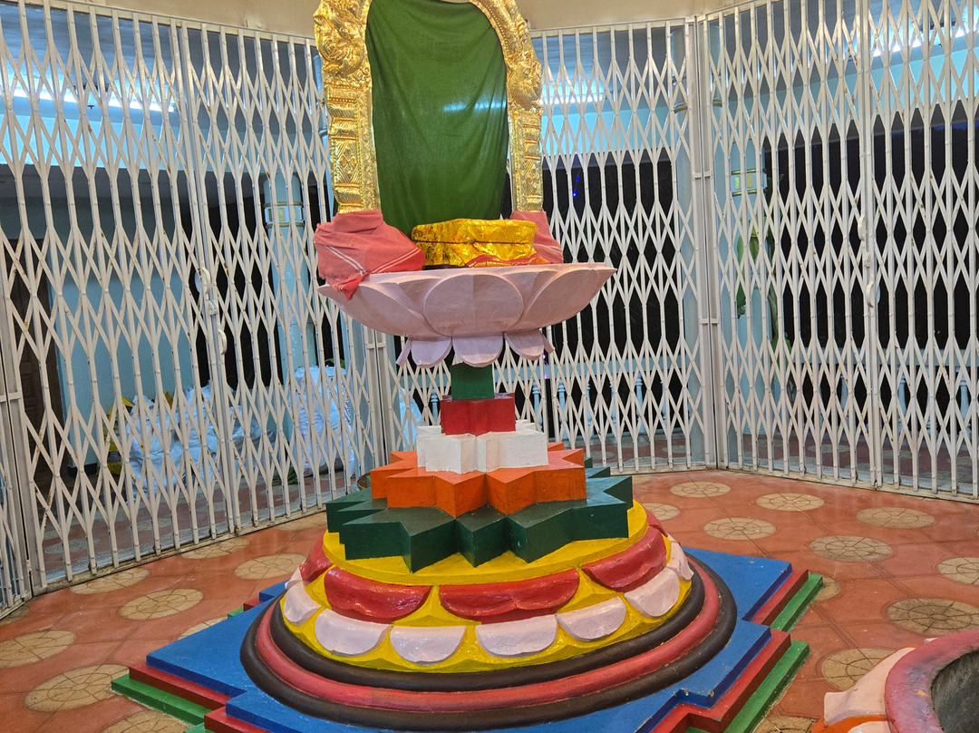 Sri Chakra Mahameru Temple-亚尔考德必去景点