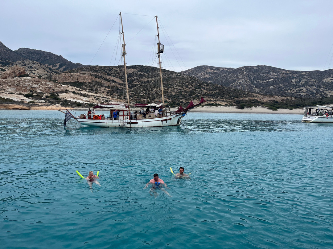 Polco Sailing Cruises-Adamas必去景点