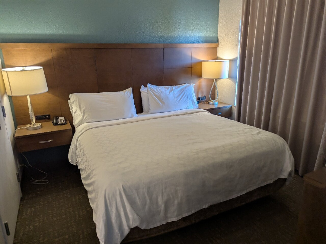 Staybridge Suites Oakville-Burlington by IHG主图