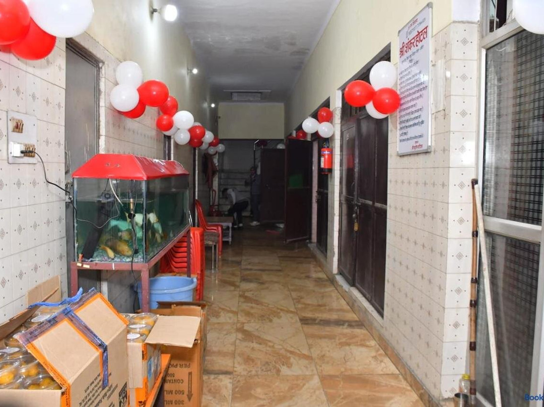 Shri Shankar hotel