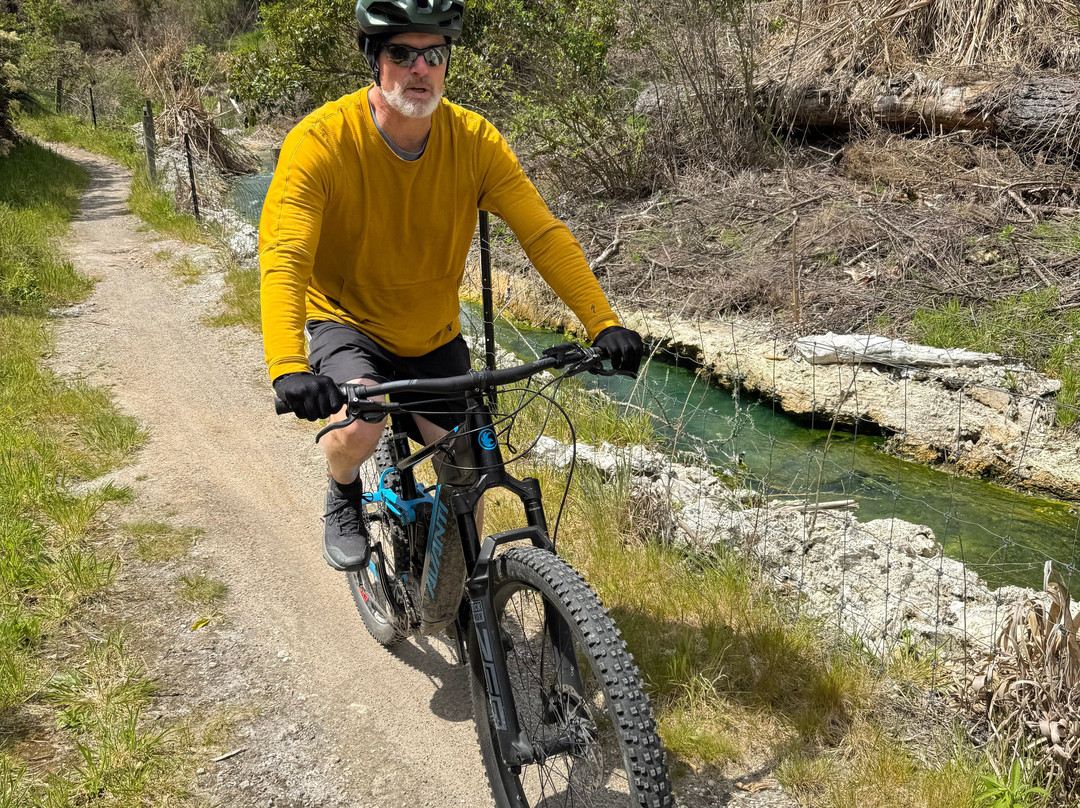 FourB - Bike Tours, Shuttles & Hire-陶波必去景点