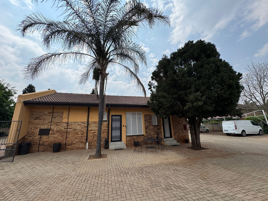 Housemartin Guest House主图