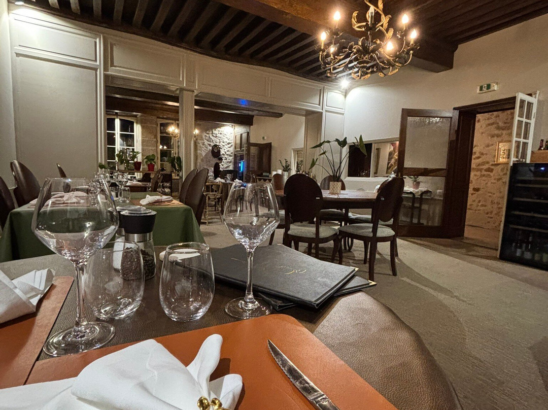 蒙特斯潘 - 塔列朗之家大酒店主图