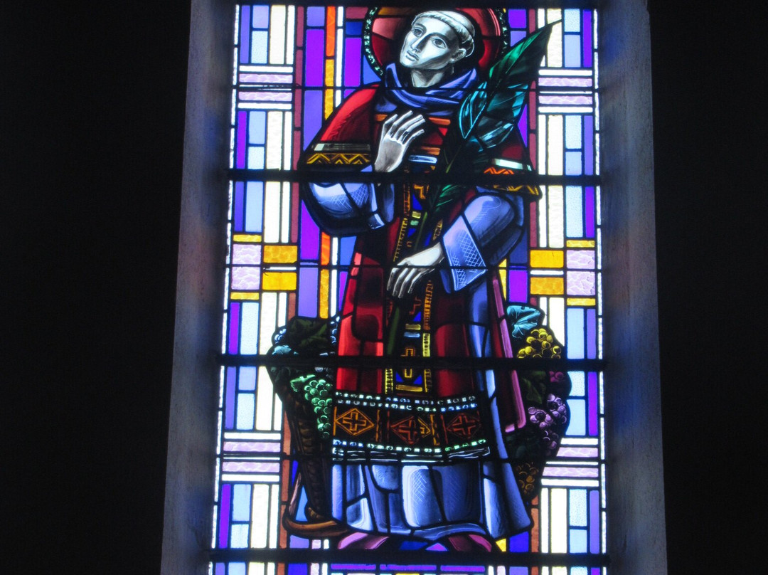 Eglise Saint-Martin et Saint Vincent-Chateau-Thebaud必去景点