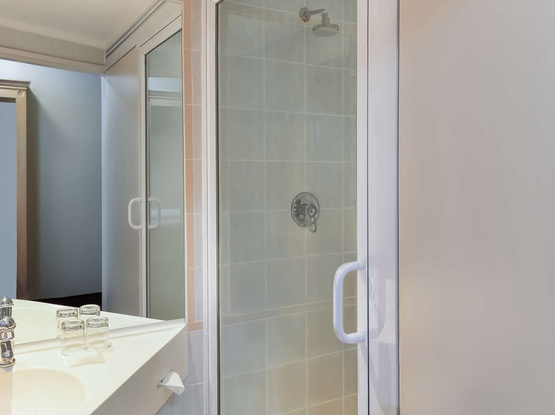 StayEasy Century City主图