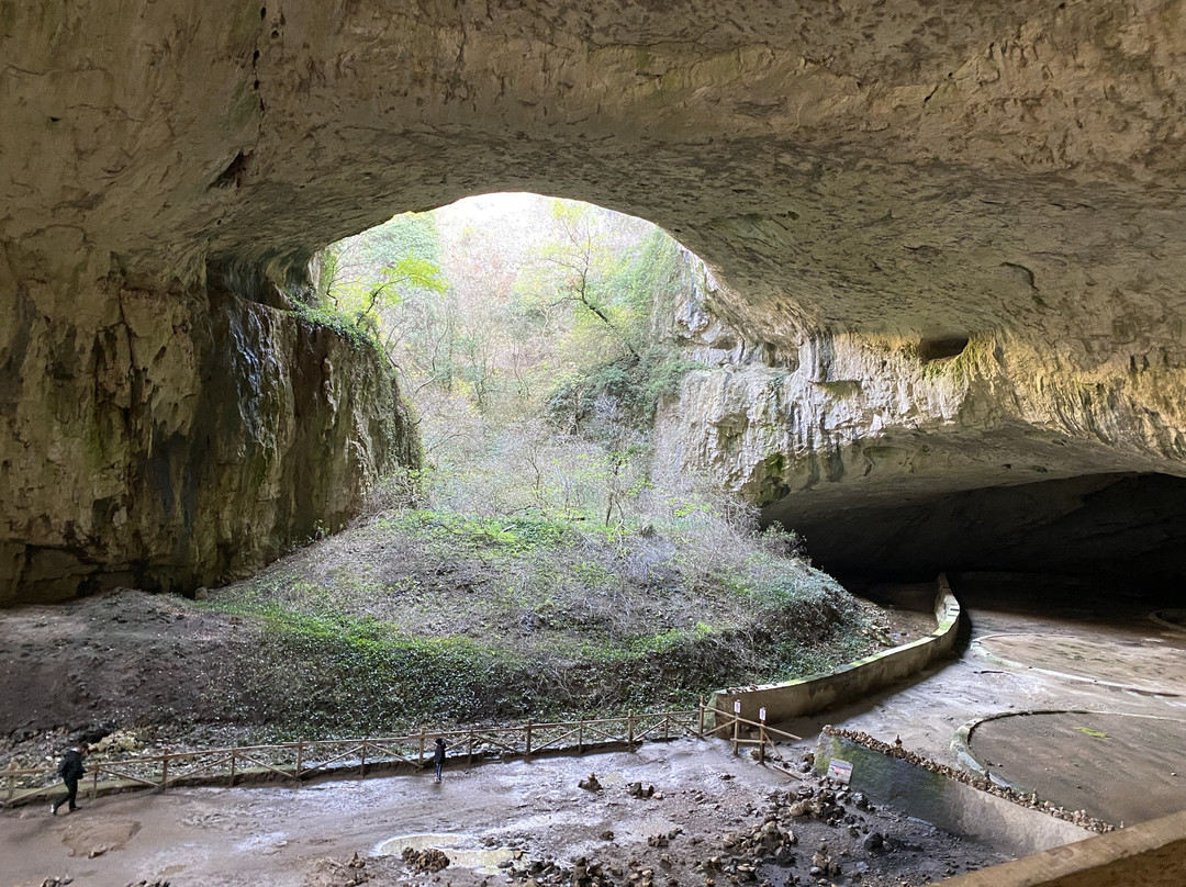 Devetashka Cave-Devetaki必去景点