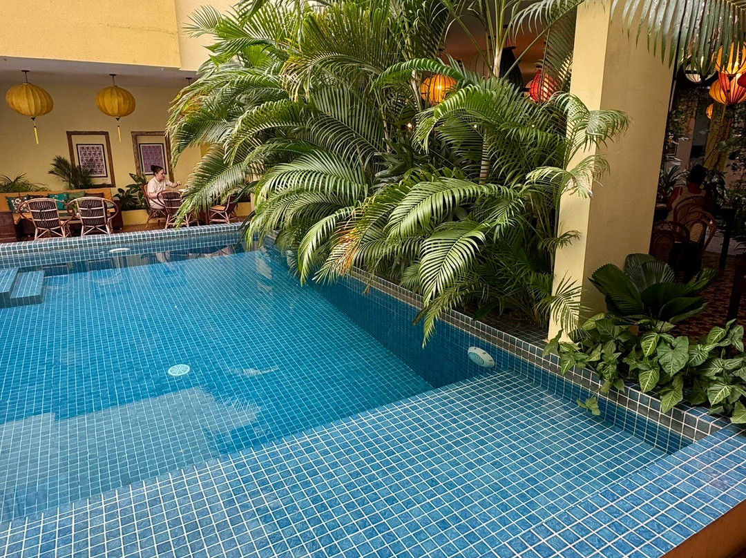 The Old Royal Cinema-贡布必去景点