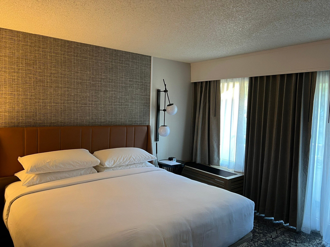 喜来登阿古拉山酒店主图