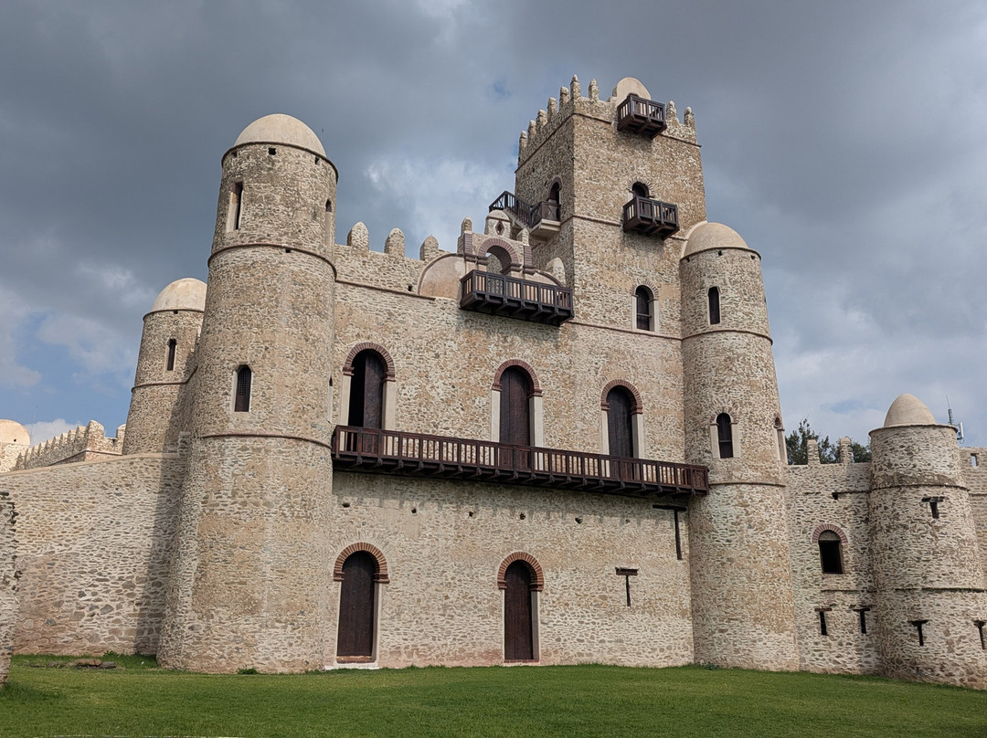 Arre Tours and Travel-默克莱必去景点