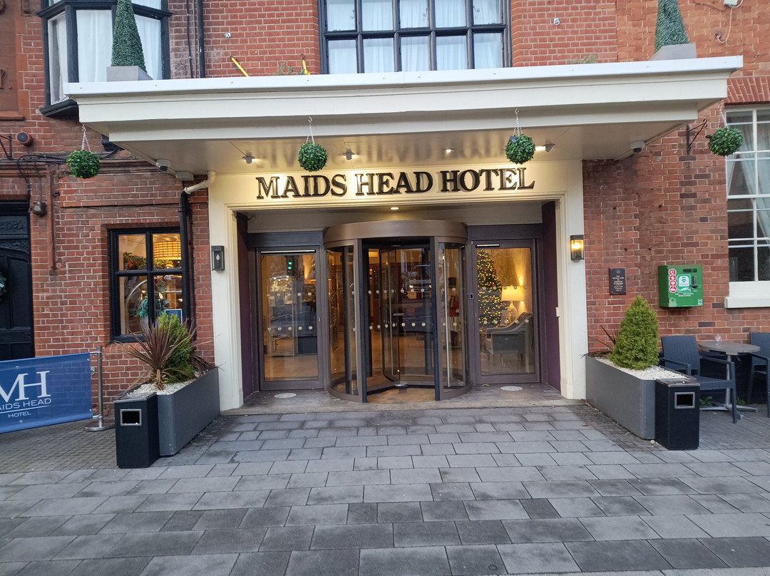 梅斯海德酒店主图