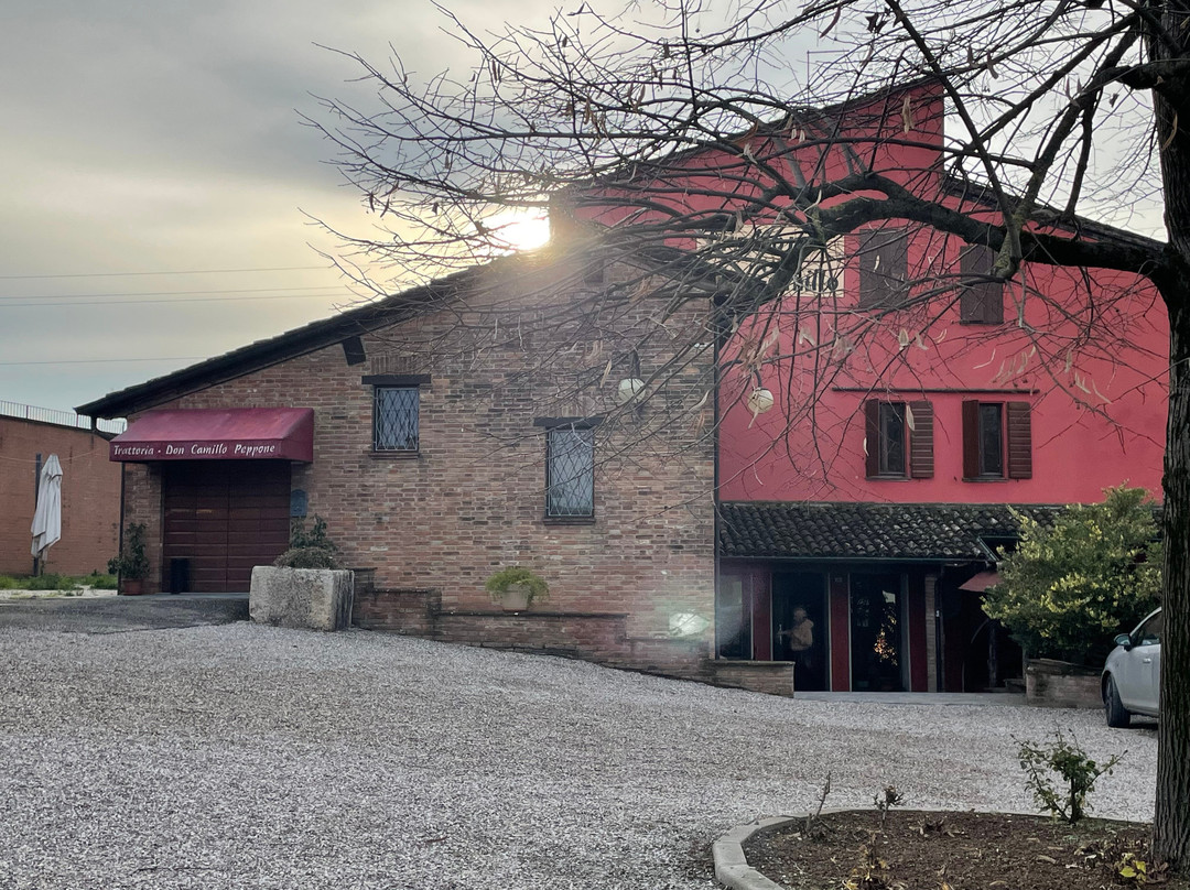 Trattoria di Don Camillo e Peppone