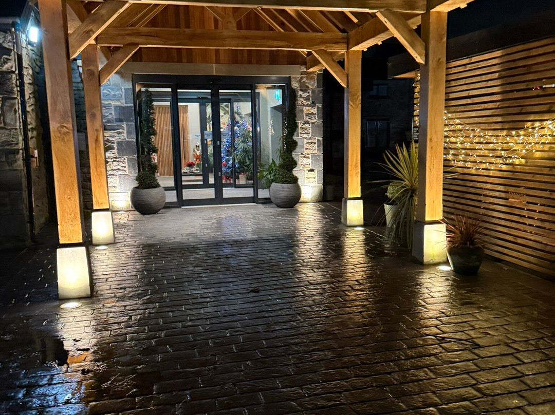 贝斯特韦斯特米顿弗德高尔夫酒店主图