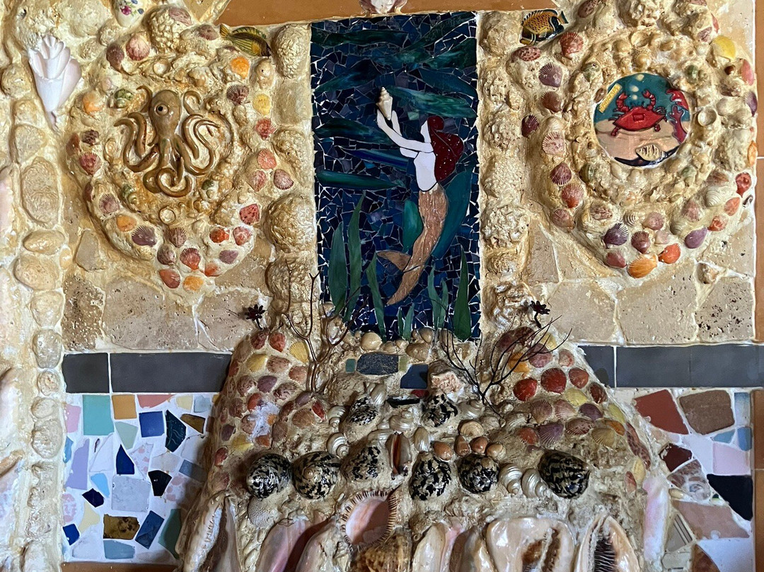 Dolphin House Museum-Alice Town必去景点