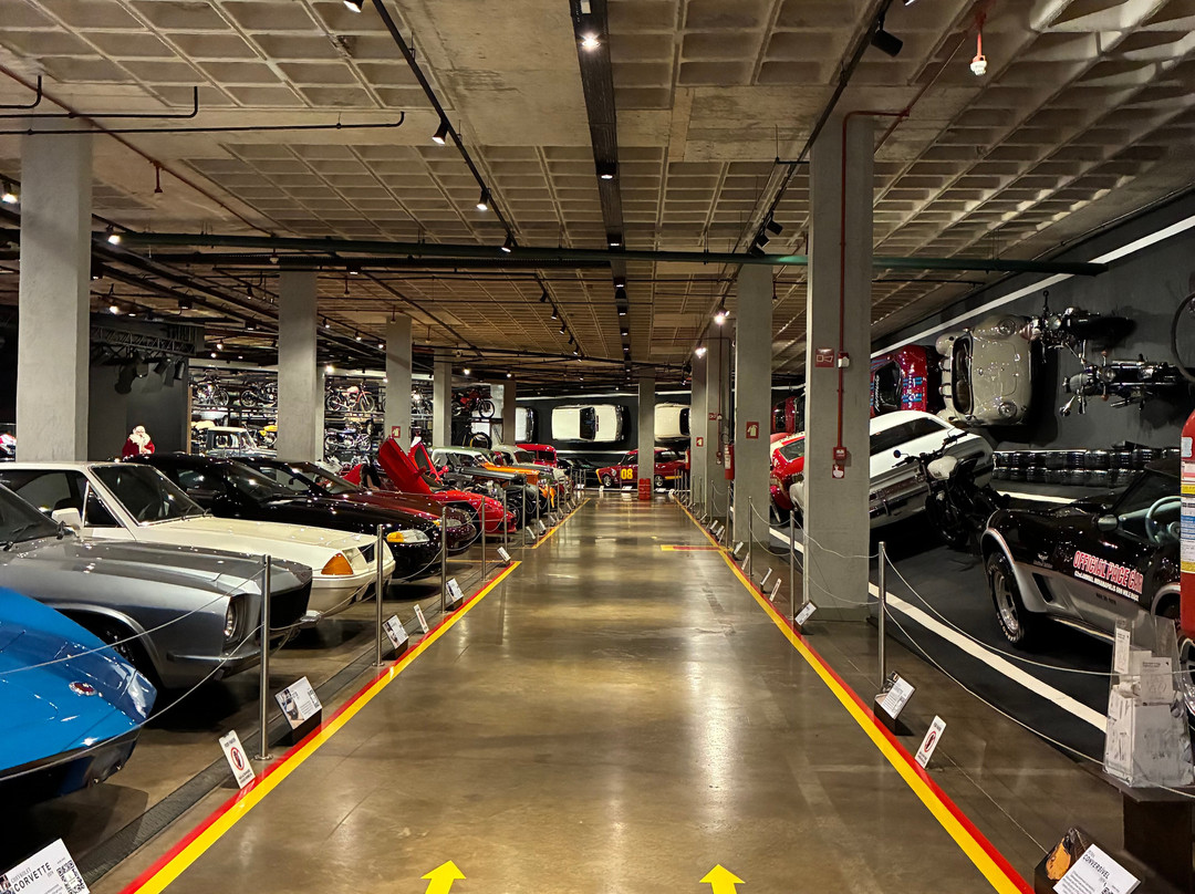 V12 Auto Club-巴西利亚必去景点