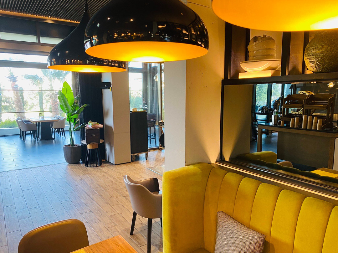 Centro Mada Amman主图