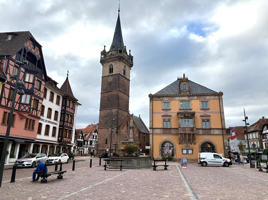 Place du Marche-奥贝奈必去景点