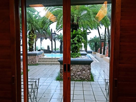 阿玛塔拉普拉泳池别墅主图