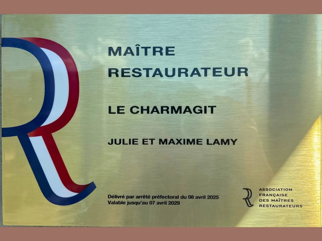 Le Charmagit