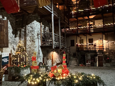 康特拉达贝尔特拉梅里酒店主图