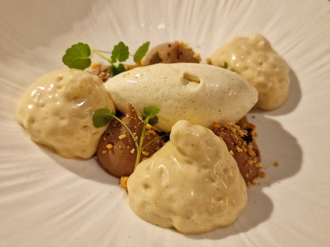 Hotel Alfred & Gastro Bar