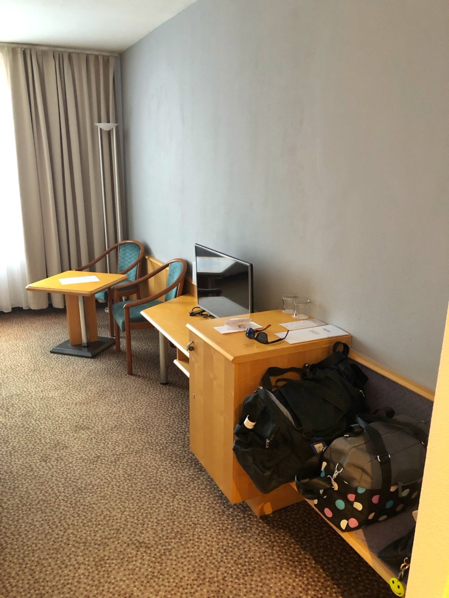 Cosmopolitan Bobycentrum-客卧