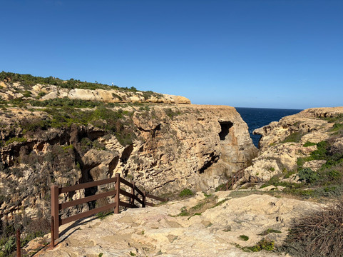 Wied il-Mielaħ Window-Gharb必去景点