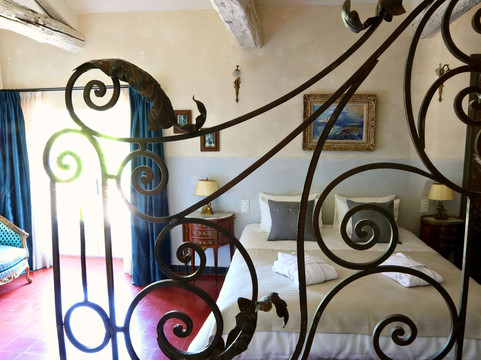 贾斯汀普罗旺斯酒店主图