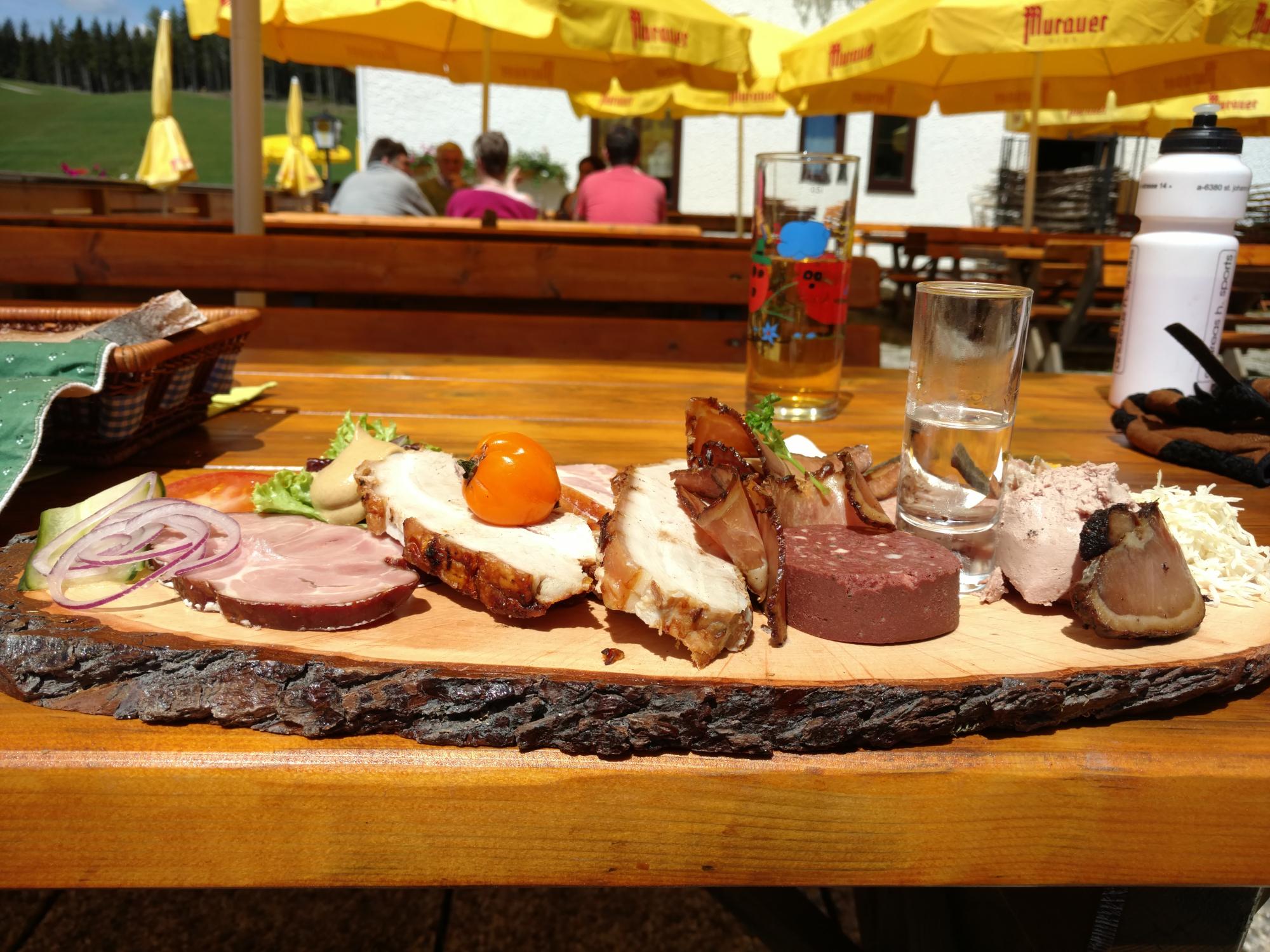 Almgasthof Moassa-餐饮