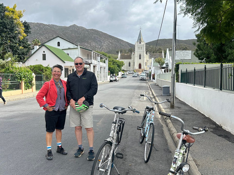 Flying Feet-蒙提古必去景点