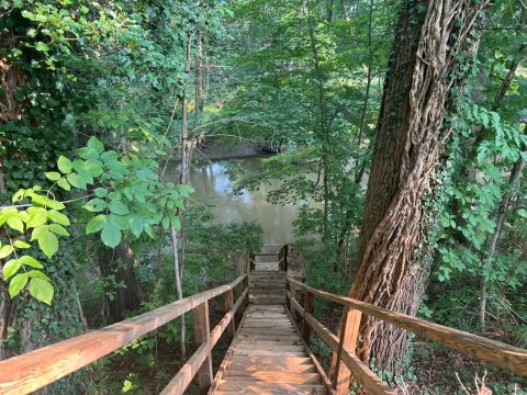 戈贝里伍德兹-官方