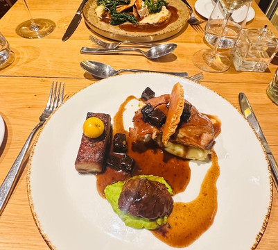 规则霍尔的羊毛旅馆主图