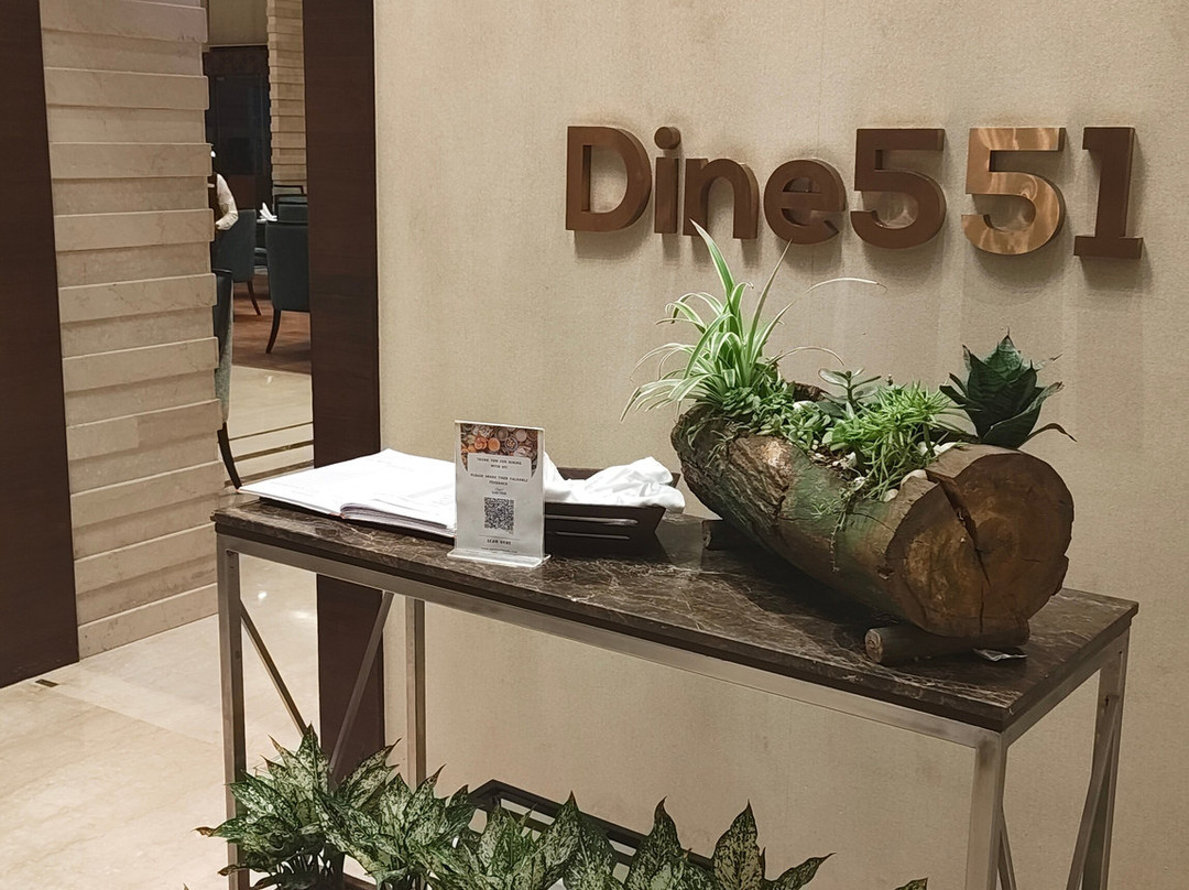 戈勒克布尔涅槃纳萨诺瓦门廊酒店主图