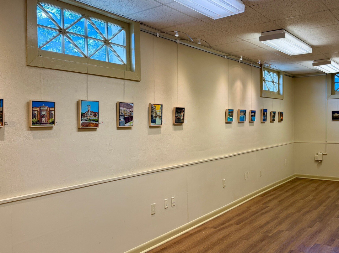 1911 Historic City Hall Arts & Cultural Center-莱克查尔斯必去景点