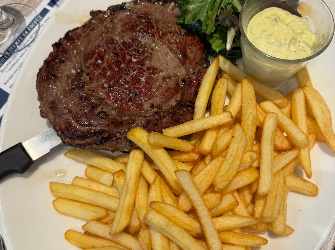 黎塞留酒店主图